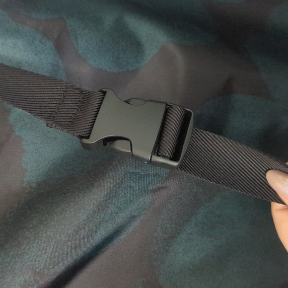 Marimekko Black and Teal Unikko Shoulder Bag NWT - Picture 5 of 6